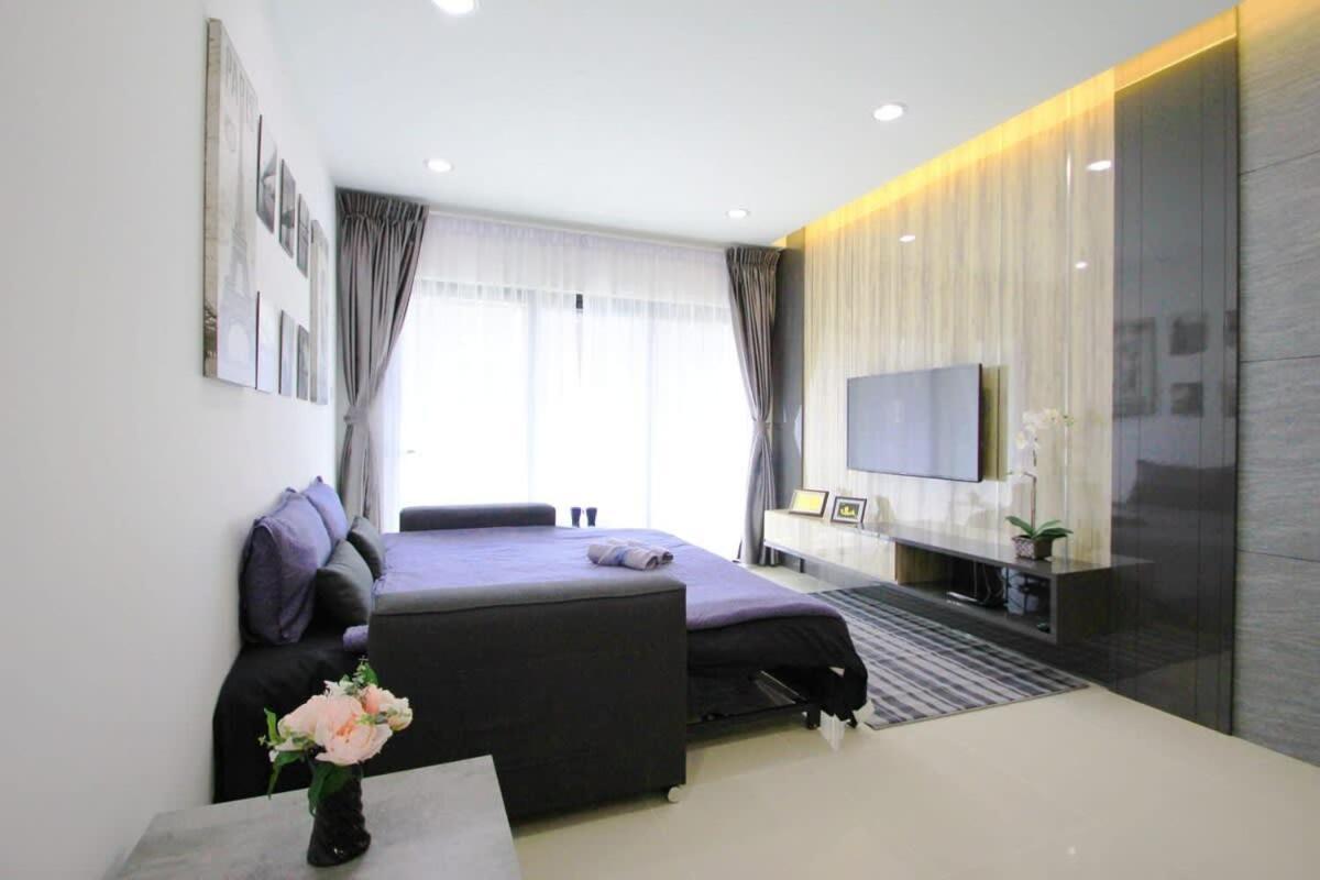 A Stylish High-Floor 2Br Suasana Suites Views Johor Bahru Buitenkant foto